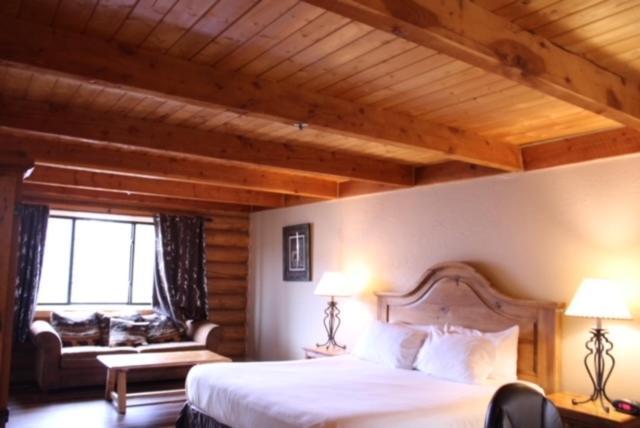 The Boulder Creek Lodge Nederland Room photo